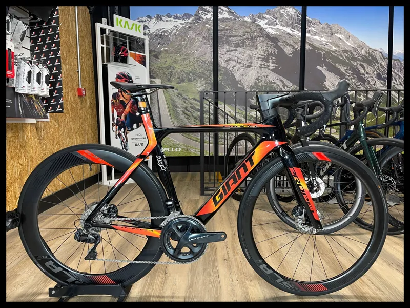 Giant Propel Advanced SL 1 2018 Small GM17A059 Approved Used