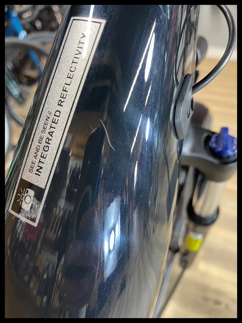 Specialized Como 4.0 Cast Black/Silver Medium 2022 Ex-Demo-13