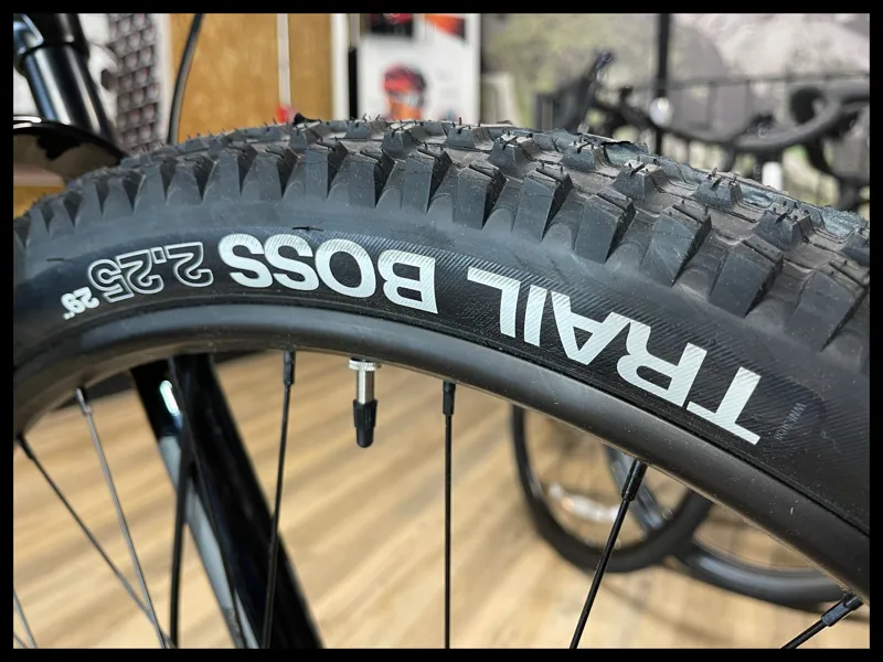 GT Zaskar FS Sport 29er Yellow Large 2023 Ex-Display-10