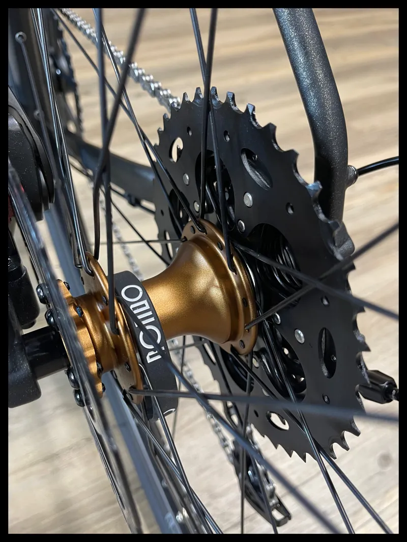 Rondo Ruut AL2 Gravel Bike Black 2024-5