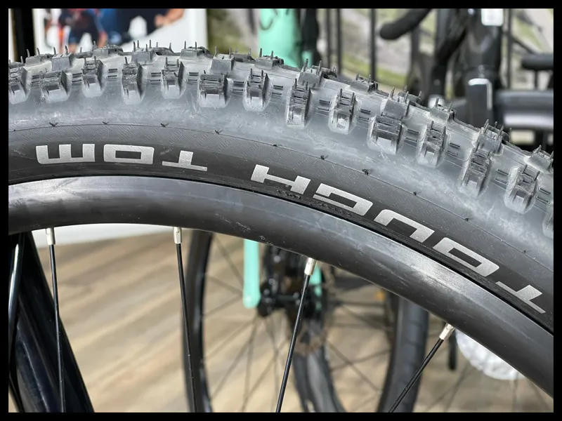 GT AVALANCHE SPORT GREY MOUNTAIN BIKE large 2024-10