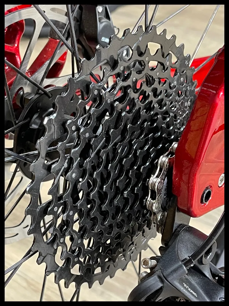 Specialized Vado 5.0 step through Red Tint Silver Large 2022 Ex Display-2