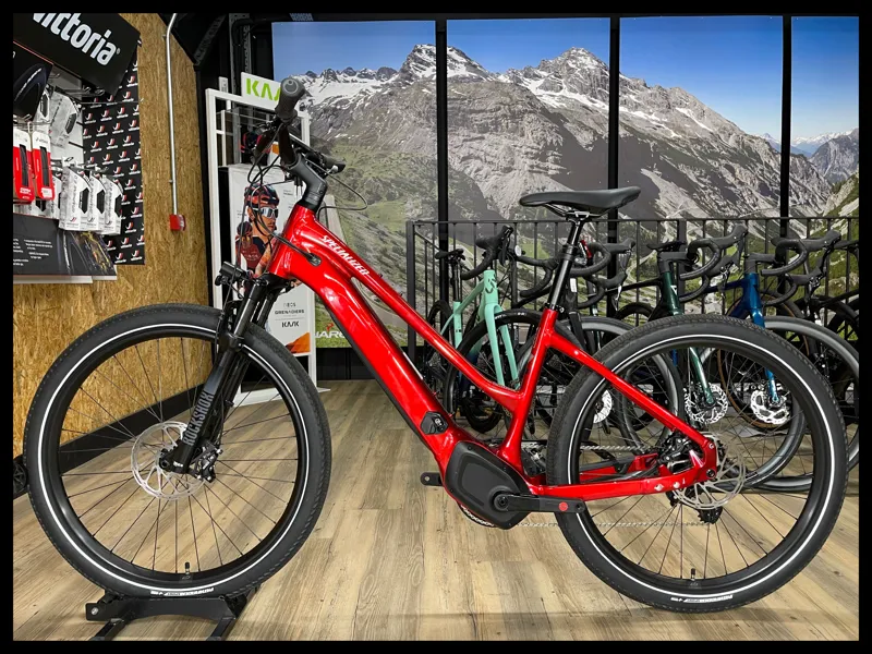 Specialized Vado 5.0 step through Red Tint Silver Large 2022 Ex Display-1