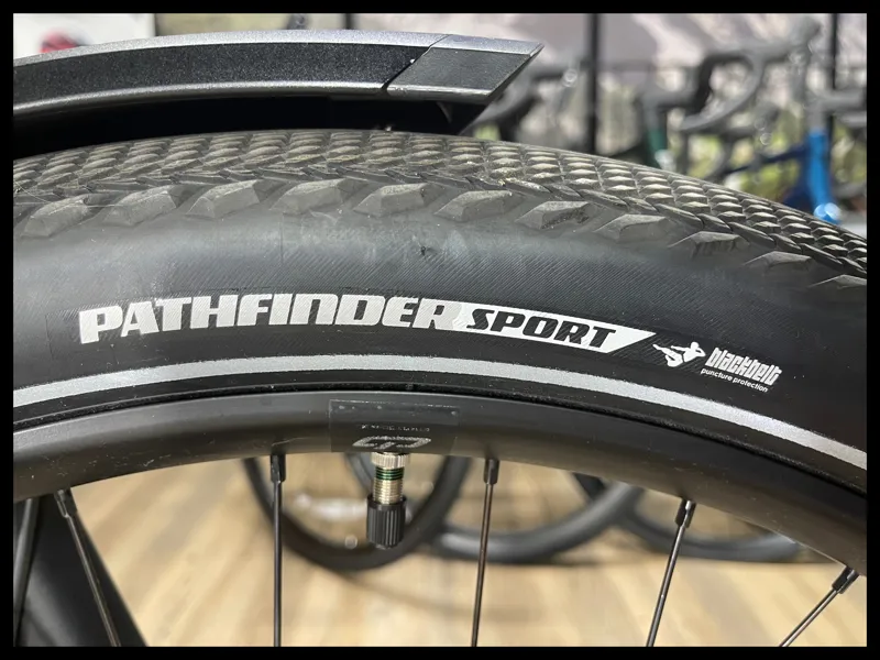 Specialized Como 4.0 Cast black/Sliver Large 2022-9