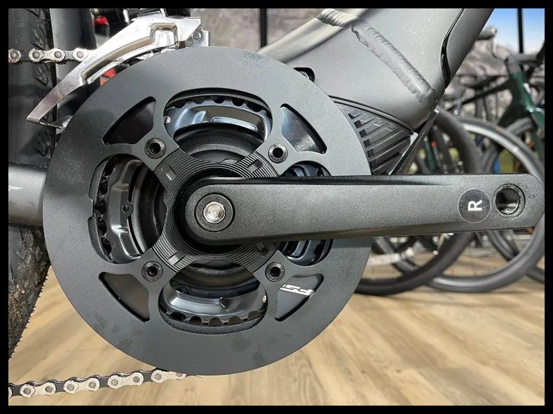 Giant Explore E+ 1 625 Gents Medium Gunmetal Black 2021 Ex-Demo-5