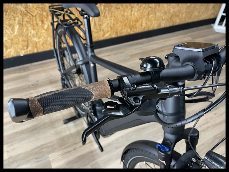 Giant Explore E+ 1 625 Gents Medium Gunmetal Black 2021 Ex-Demo-6