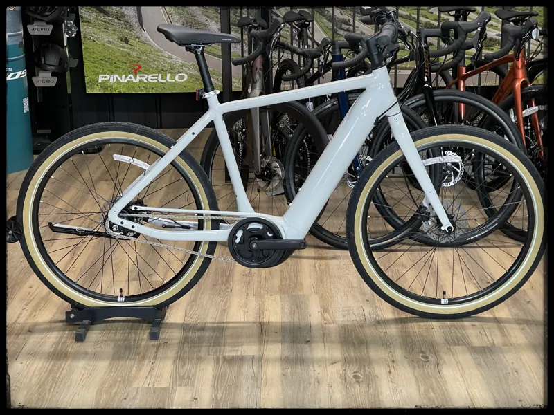 Momentum Transend E+ GTS 25km/h Large Lunar 2022