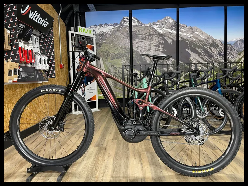 Giant Trance X E+ 3 Pro 29er Medium Chameleon Mars Approved Used-1