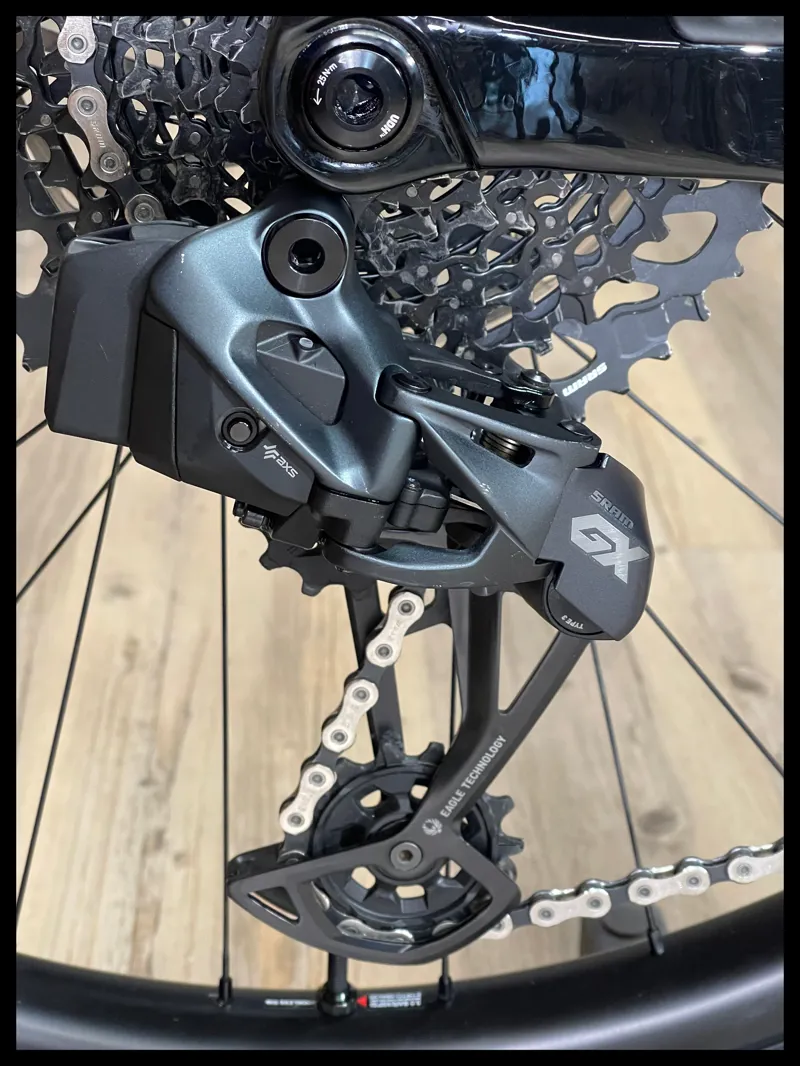 Giant Trance X Advanced E+ Elite 1 Large  Gunmetal Black 2023 Ex-Demo-3