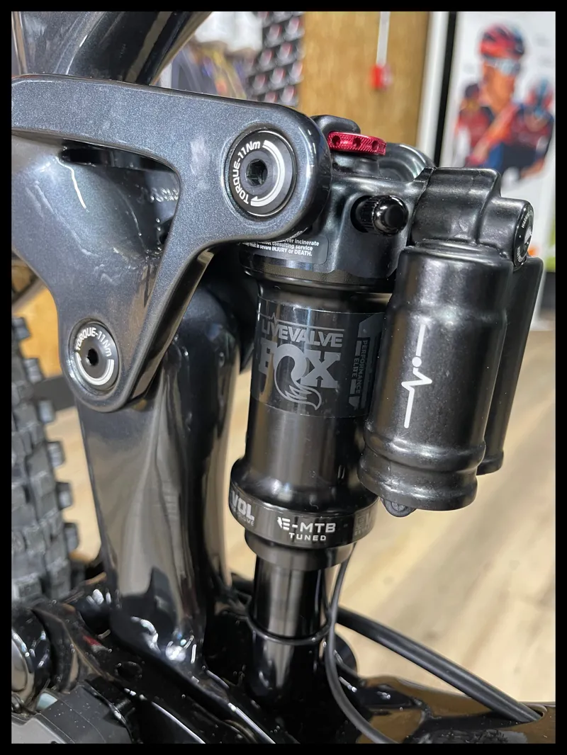 Giant Trance X Advanced E+ Elite 1 Large  Gunmetal Black 2023 Ex-Demo-5