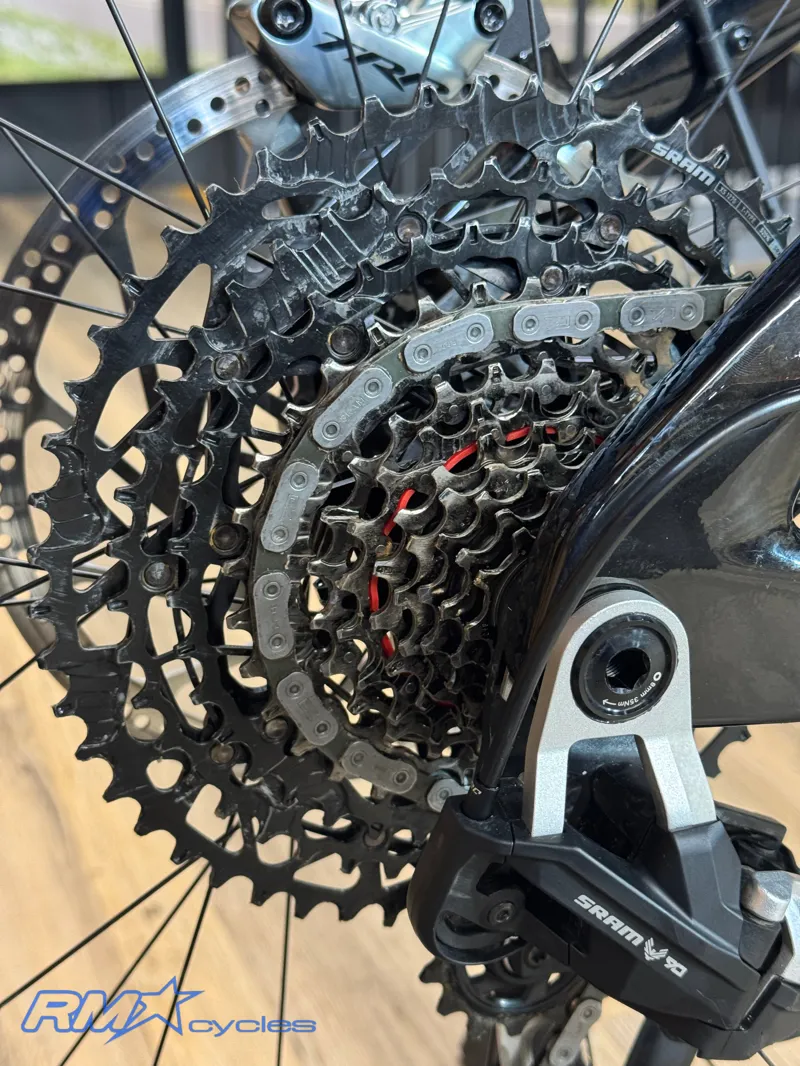 Giant Reign Advanced E+ 1 25km/h Large Mercury/ Carbon Smoke Approved Used-5