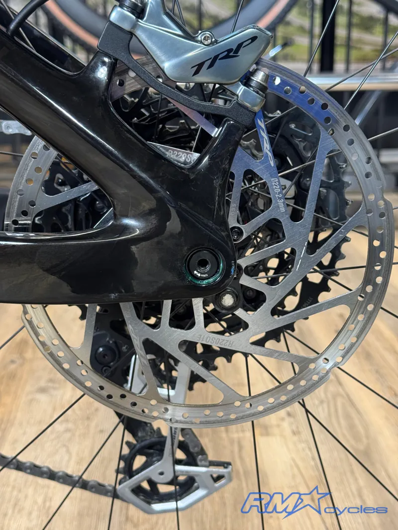 Giant Reign Advanced E+ 1 25km/h Large Mercury/ Carbon Smoke Approved Used-9