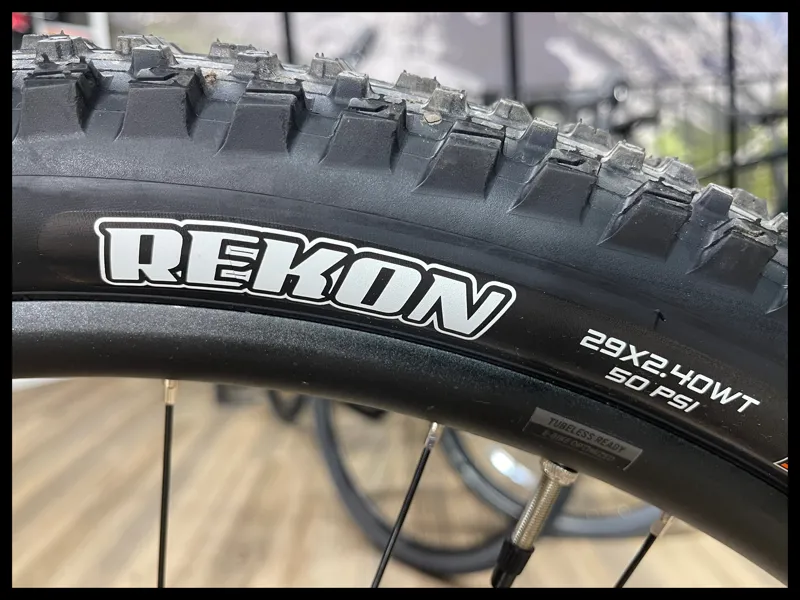 Giant Fathom E+ 2 Gunmetal Black Large 2022 Ex-Demo-9