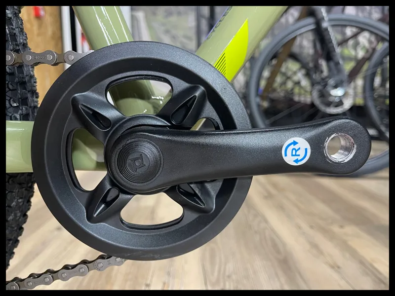 GT Stomper Ace 20 wheel Kids Bike Green 2024 -4