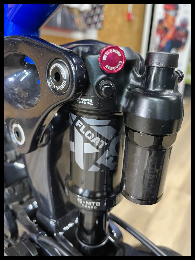 2023 Giant Trance X E+ 1 Electric Mountain Bike in Cold Night large-5