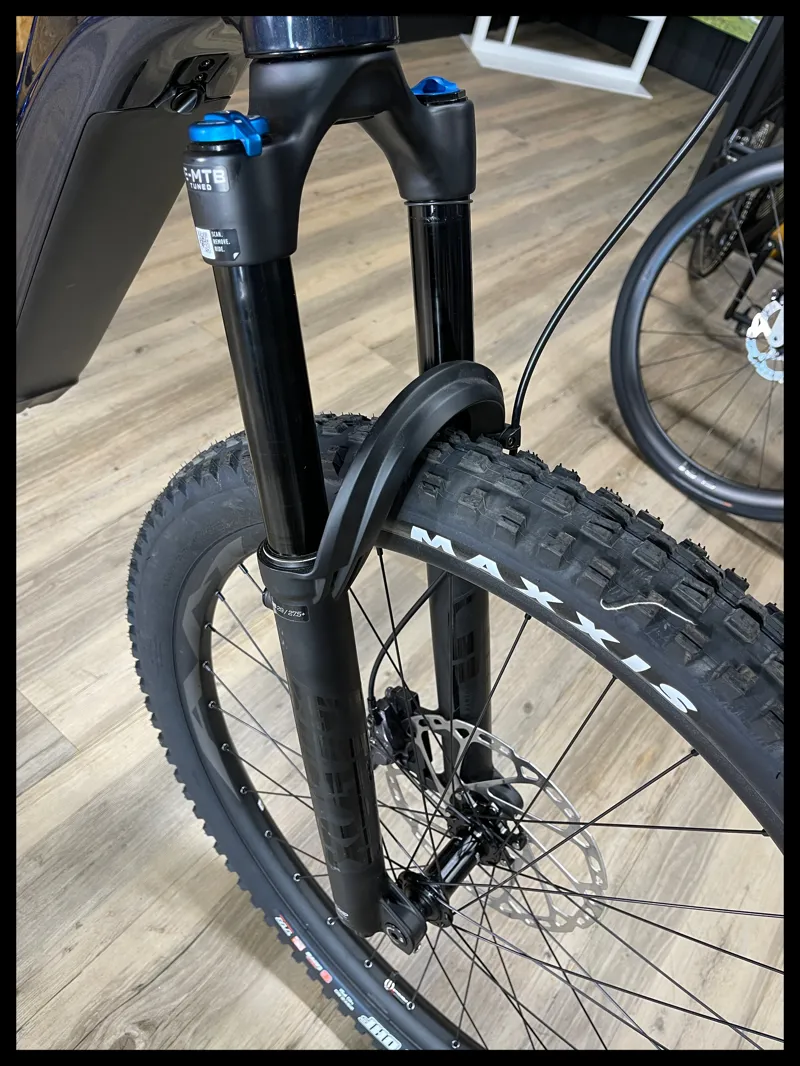 2023 Giant Trance X E+ 1 Electric Mountain Bike in Cold Night large-6