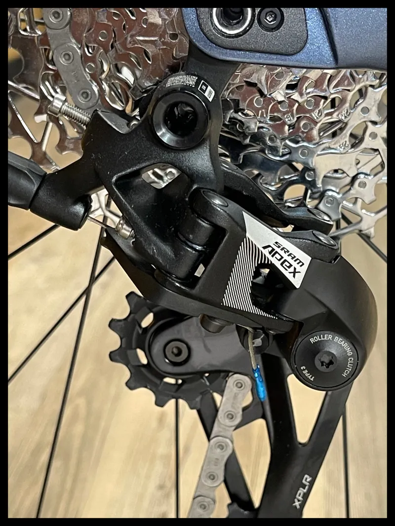 2024 Liv Devote Advanced 1 Carbon Gravel Bike Medium Ice Age-3