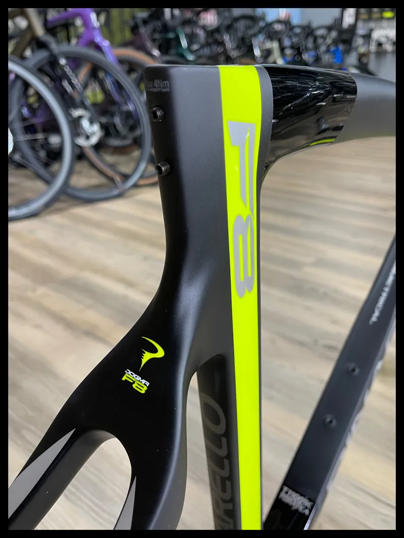 PINARELLO DOGMA F8 DISK FRAMESET YELLOW CARBON D695-59 53cm-3