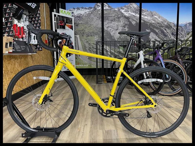 2023 Cannondale Synapse 3 Laguna Yellow 56 cm Ex Display-1