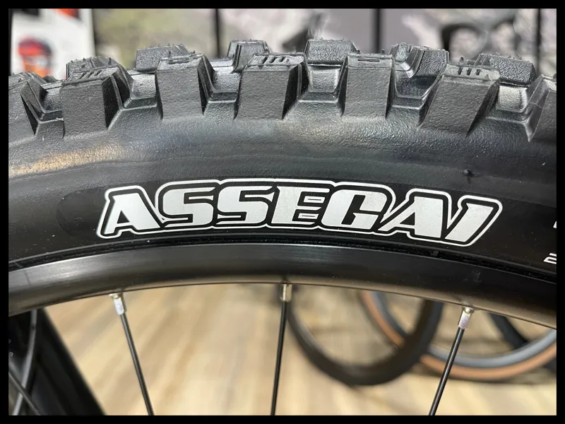 NUKEPROOF Mega 290 Comp Alloy Bike Deore 2022 Bullet Grey Medium-10