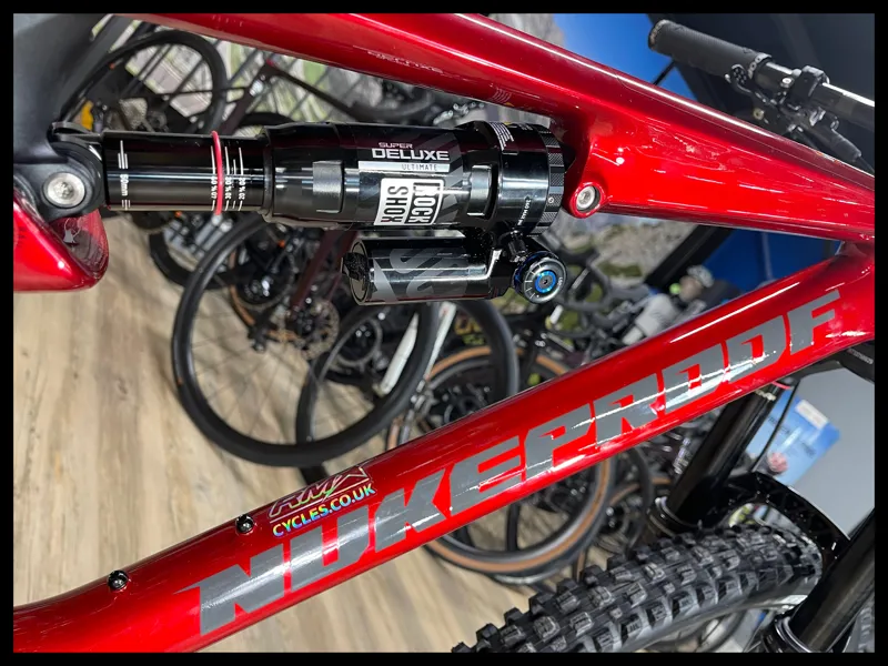 Nukeproof Reactor 290 Carbon Medium RS Racing Red 2022-5