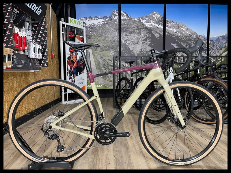 Cannondale Topstone Carbon 3 Gravel Bike Quicksand Medium 2024