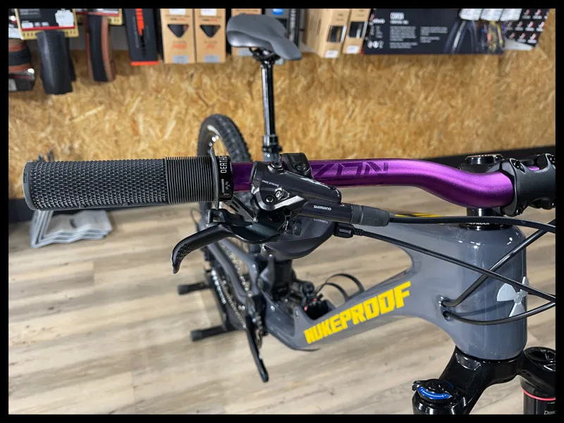 Nukeproof Giga 290 Carbon Comp Bullet Grey XX-large 2022-8