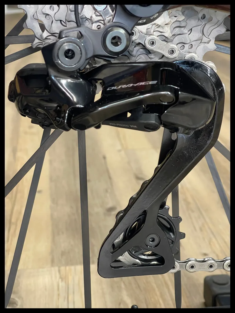 Giant TCR Advanced SL 0-DA Road Bike In Gloss Black Lava/Iris-2