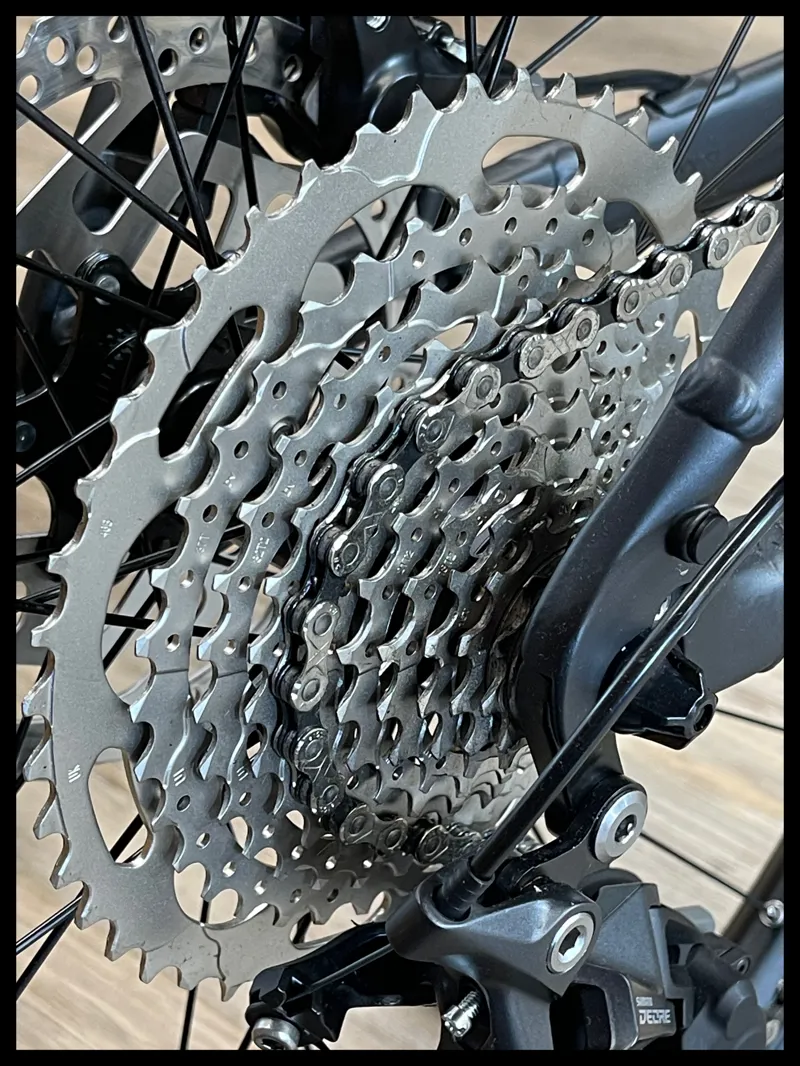 Giant Fathom E+ 2 Gunmetal Black Medium 2022 Ex-demo-2