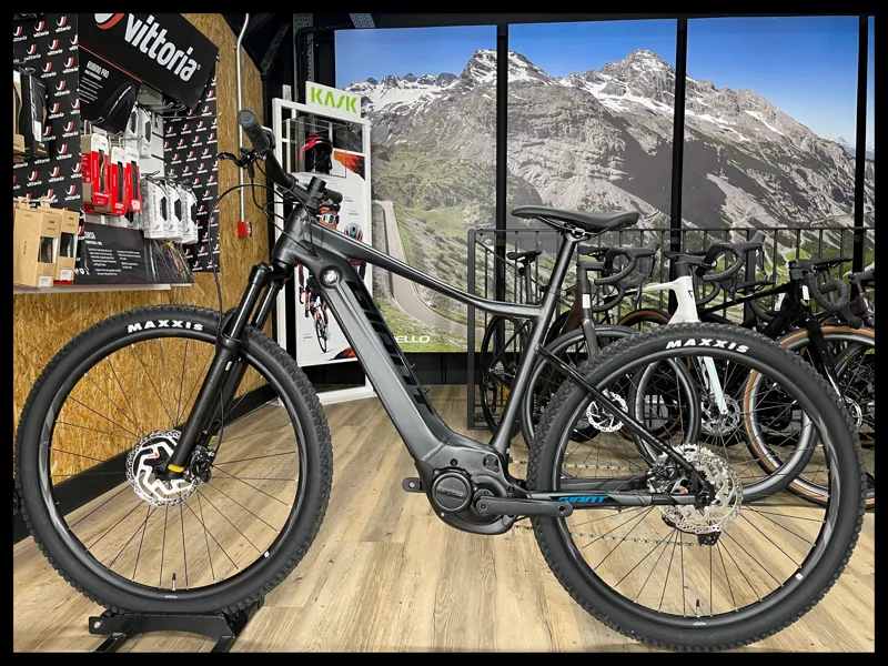 Giant Fathom E+ 2  Gunmetal Black Large 2022 Ex-Demo-11