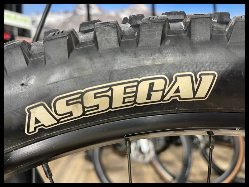 2022 Cannondale Moterra Neo Carbon LT 2 BBQ Small Ex-Demo-10