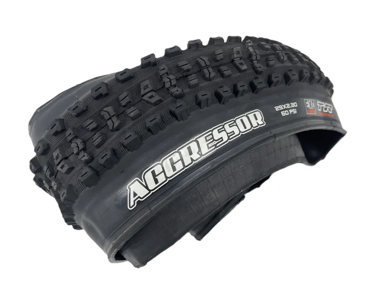 MAXXIS Aggressor 29X2.30 60TPI Folding Dual Compound EXO / TR