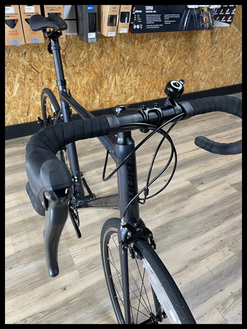 Giant Contend 2 Cold Iron X-Large 2022 Ex-Display-6