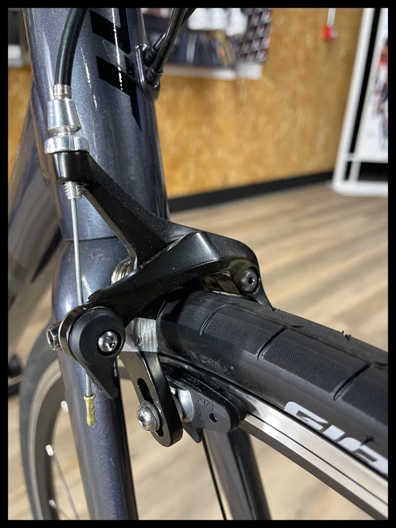 Giant Contend 2 Cold Iron X-Large 2022 Ex-Display-7