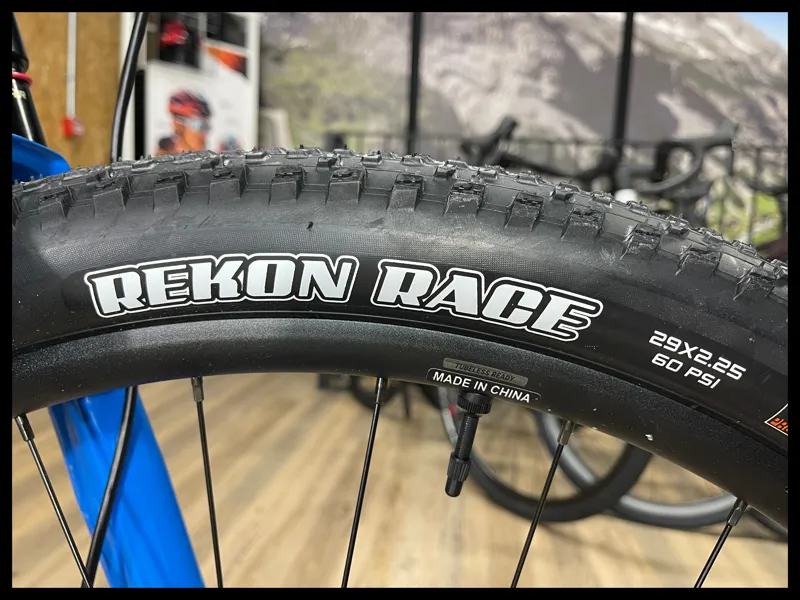 Giant XTC SLR 29 1 Sea Sparkle XL 2024 Ex-Display-9