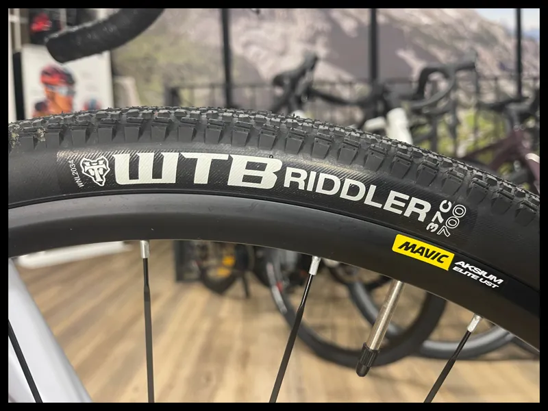 Colnago GRX Di2 Electric Disc 49cm Adventure Bike 2020 Approved Used-11