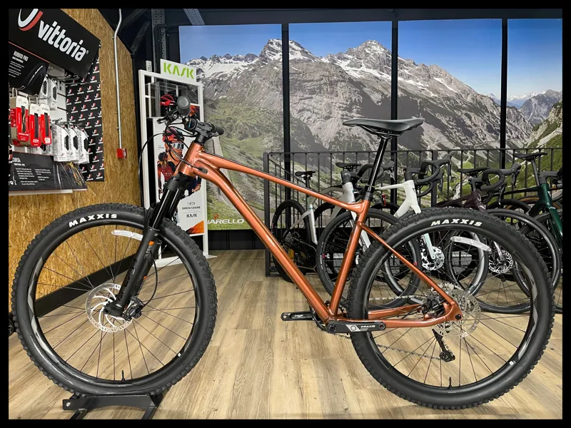 Giant Fathom 29 2 Terracotta X-Large 2022 Ex-Display-1