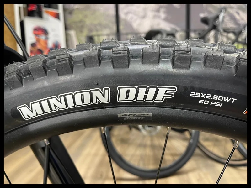 Liv Embolden E+ 2 625 Cosmos Navy Small 2023 Ex-Display-8