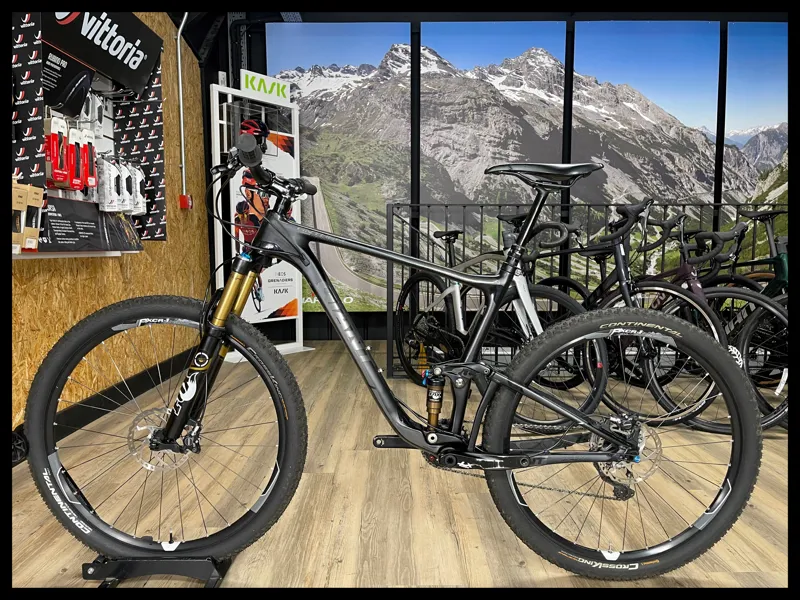 Giant Anthem Advanced 27.5 1 L Matt/Black 2014 Approved Used-1