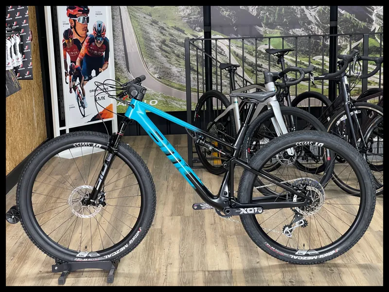 BMC Fourstroke 01 ONE X01 Eagle AXS Large  Turquoise/Black/Carbon 2023-1