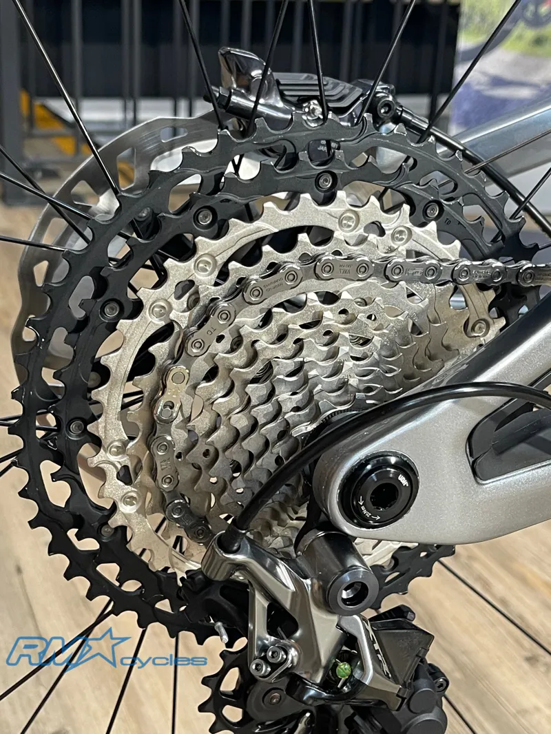 Pivot Trail 429 Large Silver Pro XT Enduro Mountain Bike-7