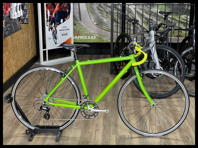 Isla bikes Luath 26 8spd Green Youth Road Bike Approved Used