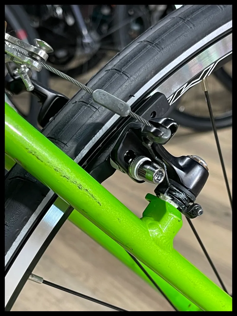 Isla bikes Luath 26 8spd Green Youth Road Bike Approved Used-11