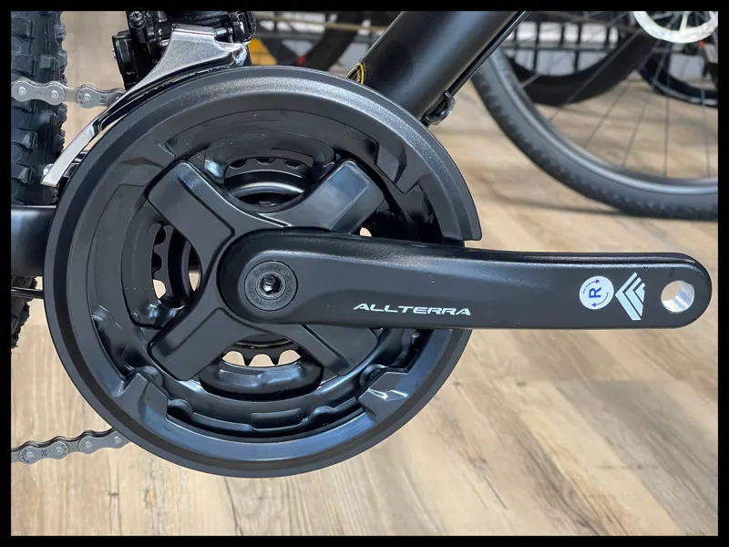 GT Aggressor Comp 29 Medium Satin Black 2022-5