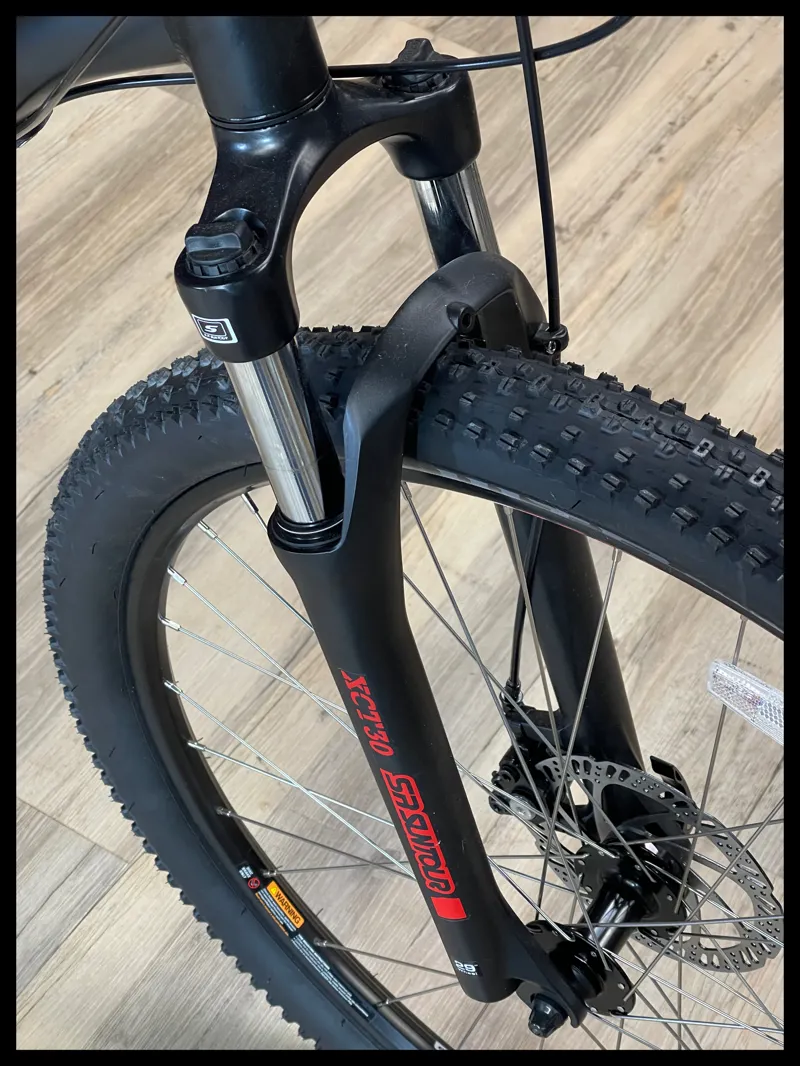 GT Aggressor Comp 29 Medium Satin Black 2022-6