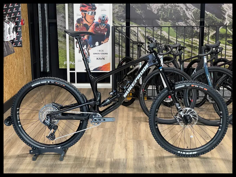 NUKEPROOF Giga 290 Elite Carbon Mountain Bike Cosmic Black XXL 2023