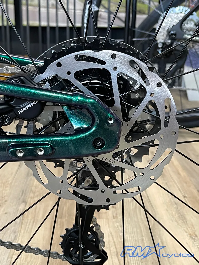 Trek Wahoo 24 Trail Kids Hybrid Bike in Emerald Iris-7