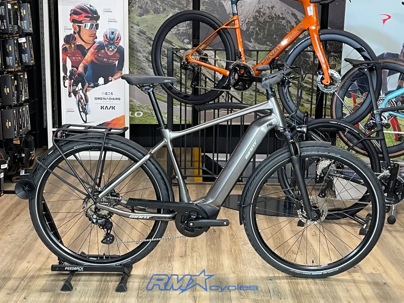 Giant Daily Tour E+ 2D GTS D 25km/h Medium Space Grey Ex-display
