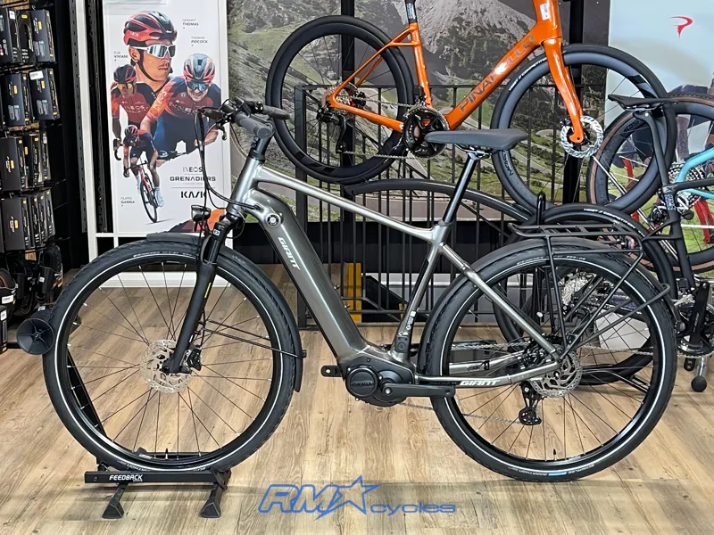 Giant Daily Tour E+ 2D GTS D 25km/h Medium Space Grey Ex-display-1