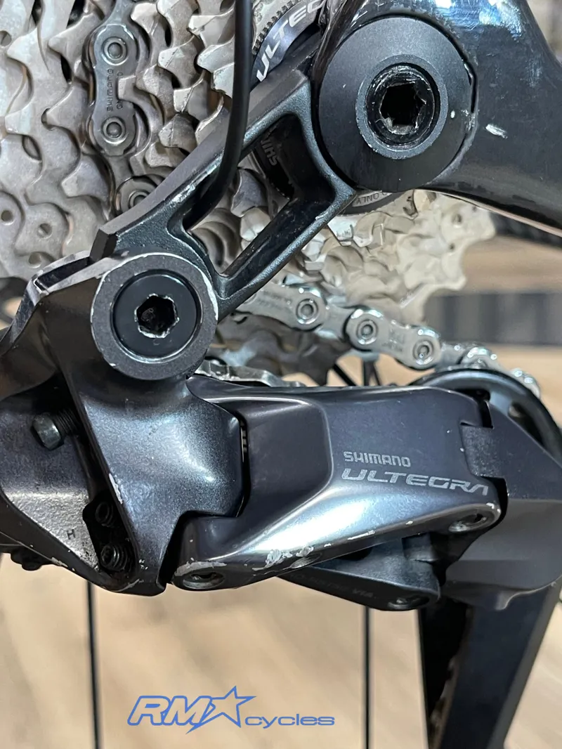 Argon 18 SUM Pro - Ultegra Di2 Road Bike - Crystal Black Small Ex-demo-11